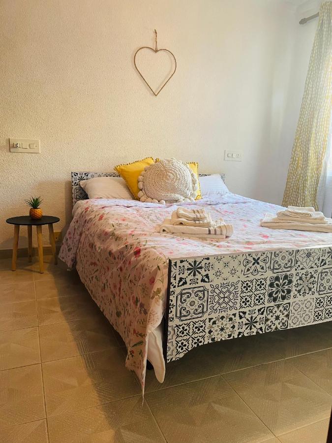 Cozy 2-Bedroom Serviced Apartment With Netflix Пуерто-де-Сагунто Екстер'єр фото